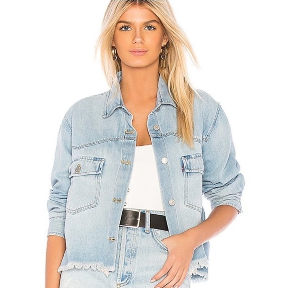 Levi’s Addison Raw Hem Shirt Jacket Light Wash Sz Small‎ NWT $69 Revolve